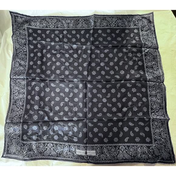 ROBERT TALBOTT Fine Silk Scarf Printed in Italy  - Blue - Semi Sheer - Picture 4 of 7